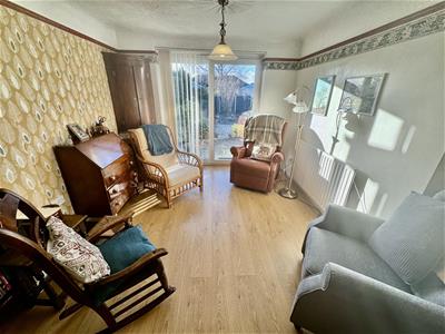 Sitting/ Dining Room